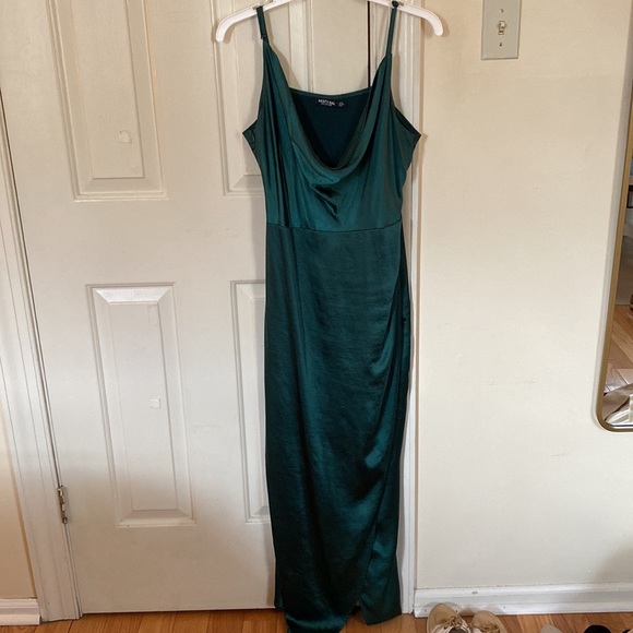Nasty Gal - Cowl-necked maxi dress - size 12 - Picture 4 of 4